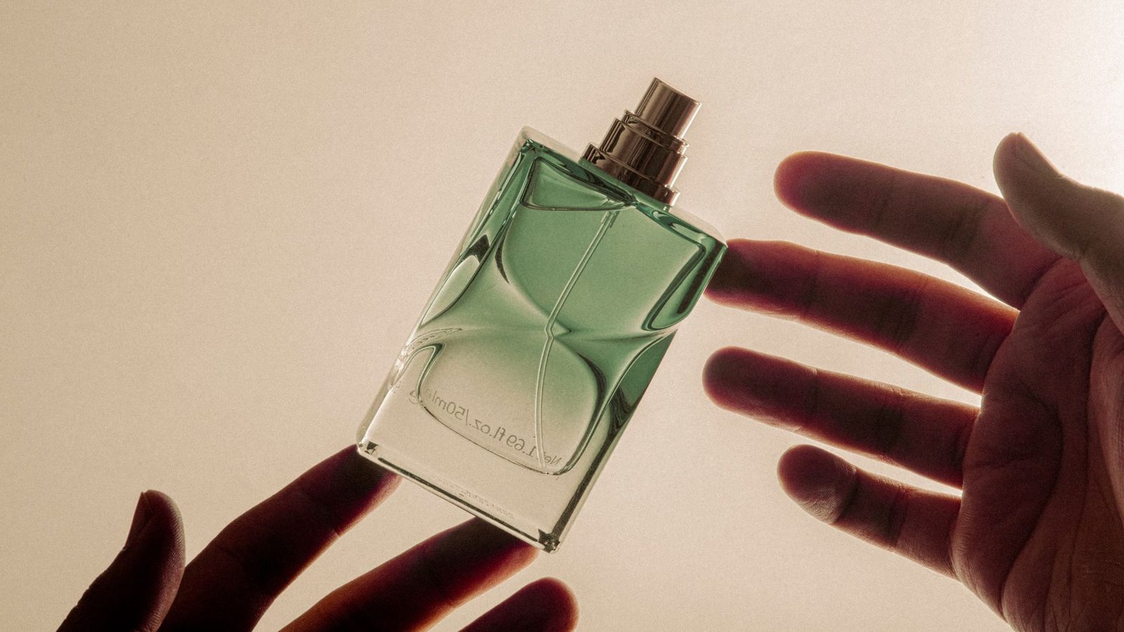 Profumi alla menta: i più freschi per lei e per lui