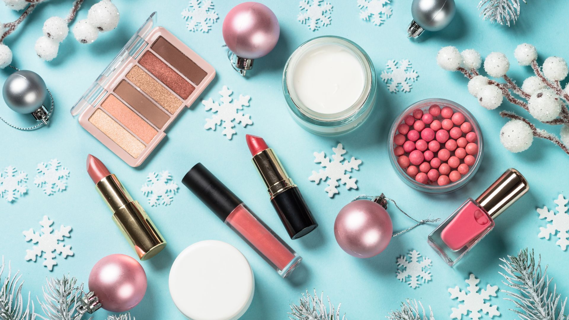 Palette, rossetti e blush per il trucco delle feste