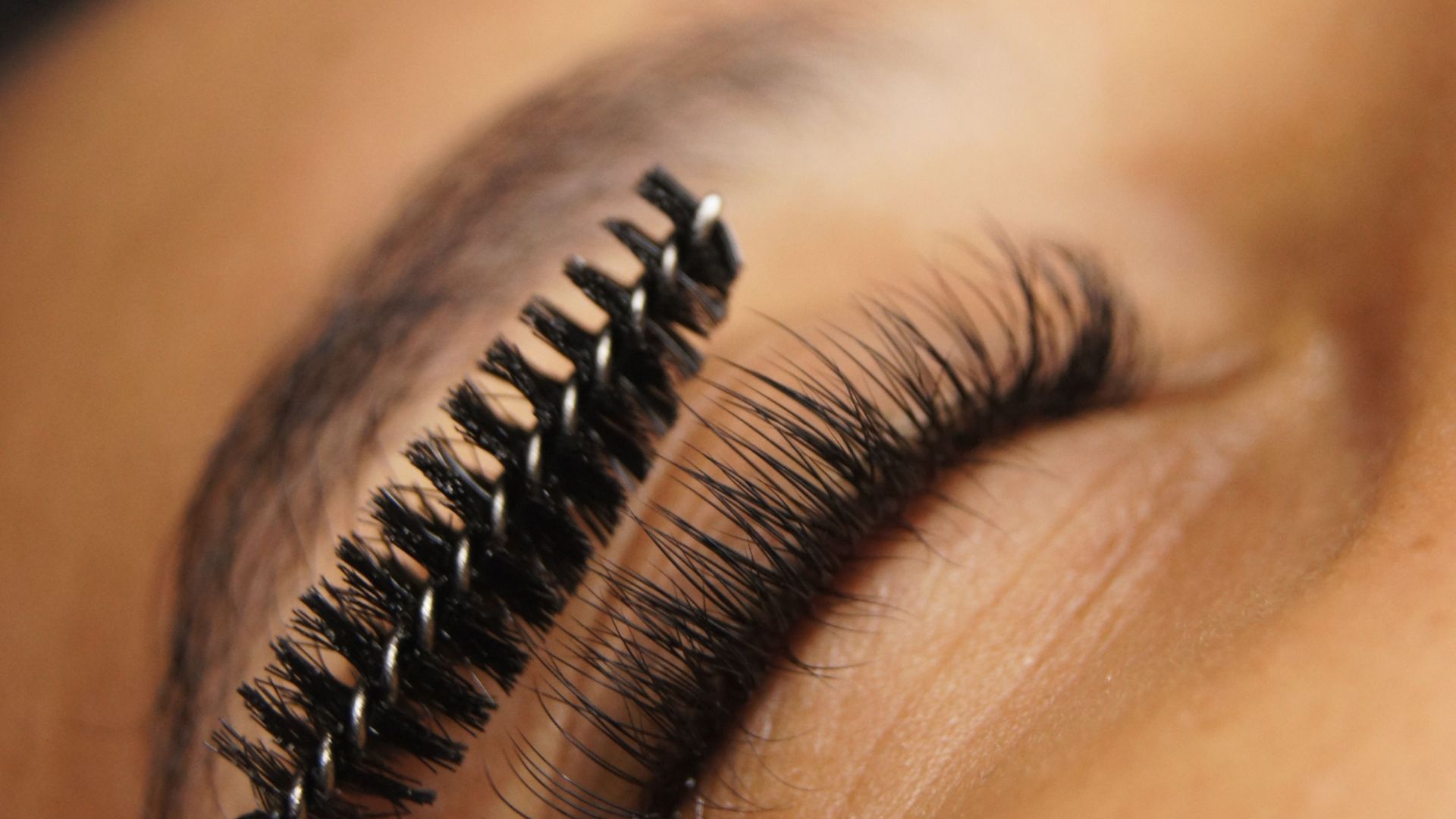 Scovolino del mascara sulle ciglia