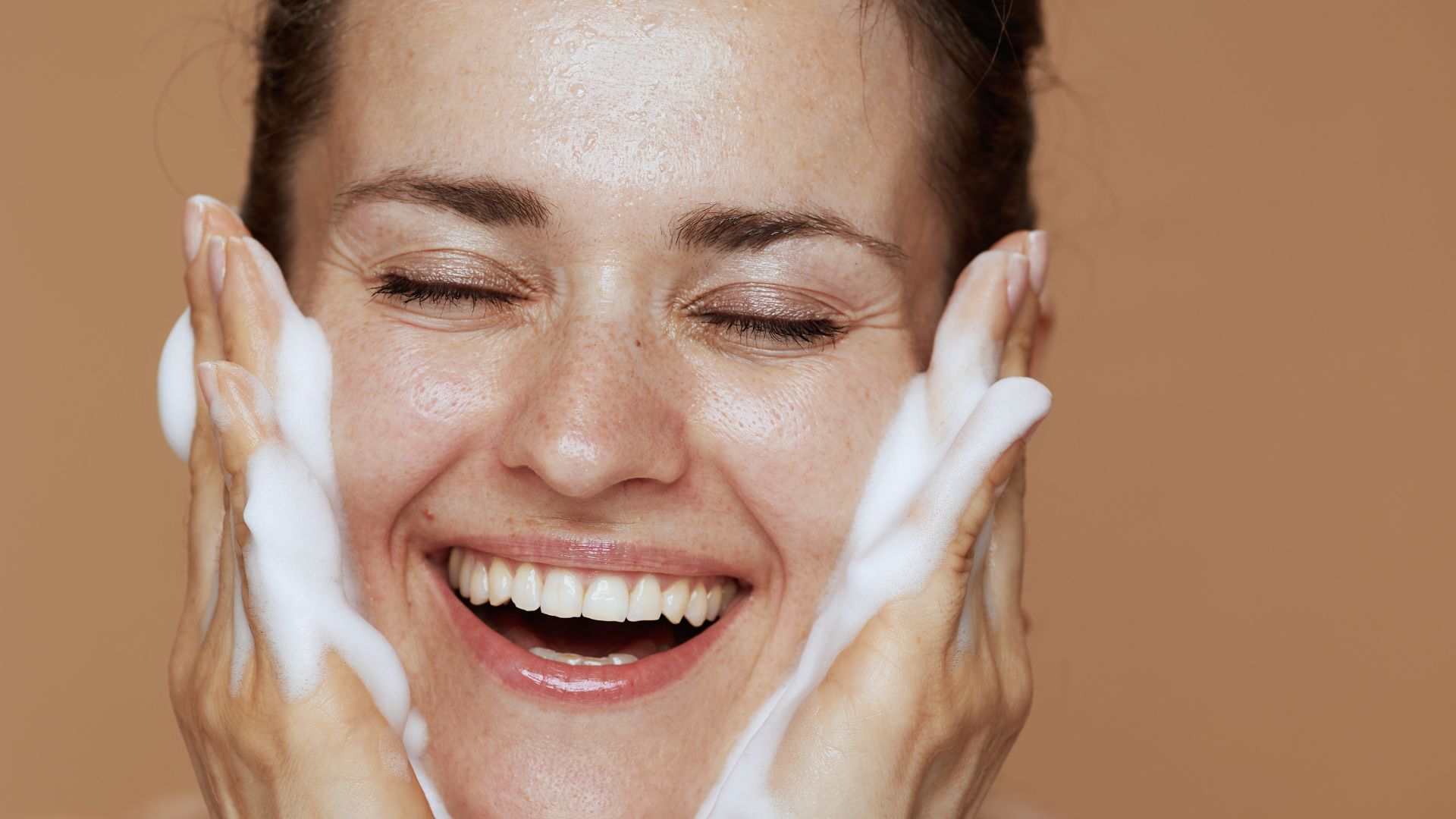 Detergenti viso CeraVe: quale scegliere e dove costano meno