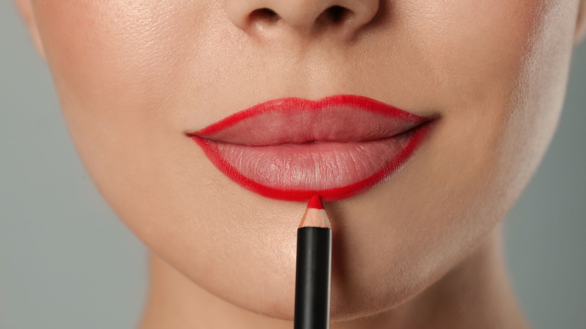 Matita labbra e rossetto: dal rosso al vinaccia