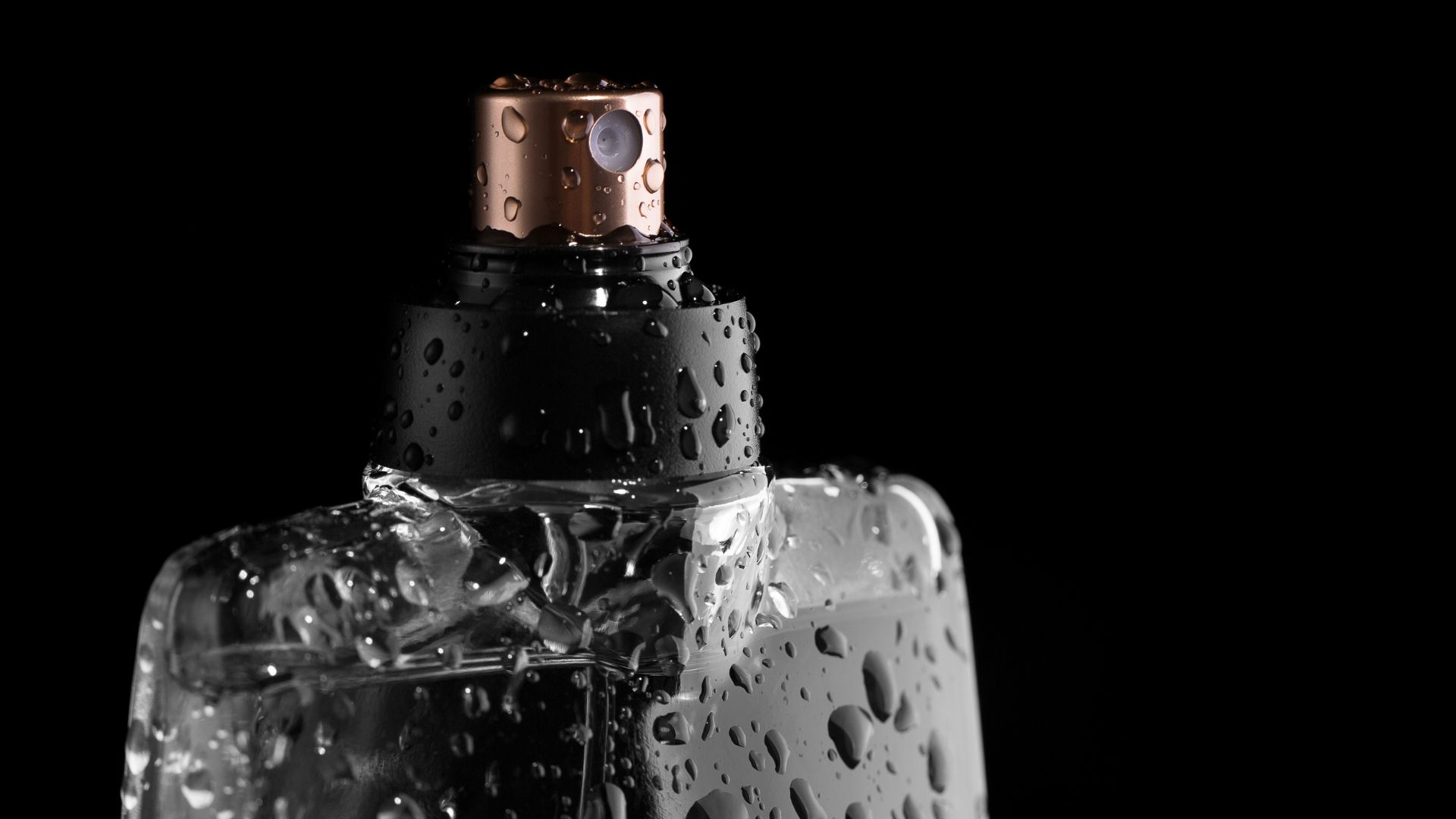 Profumi Orto Parisi: Megamare, Terroni e le fragranze