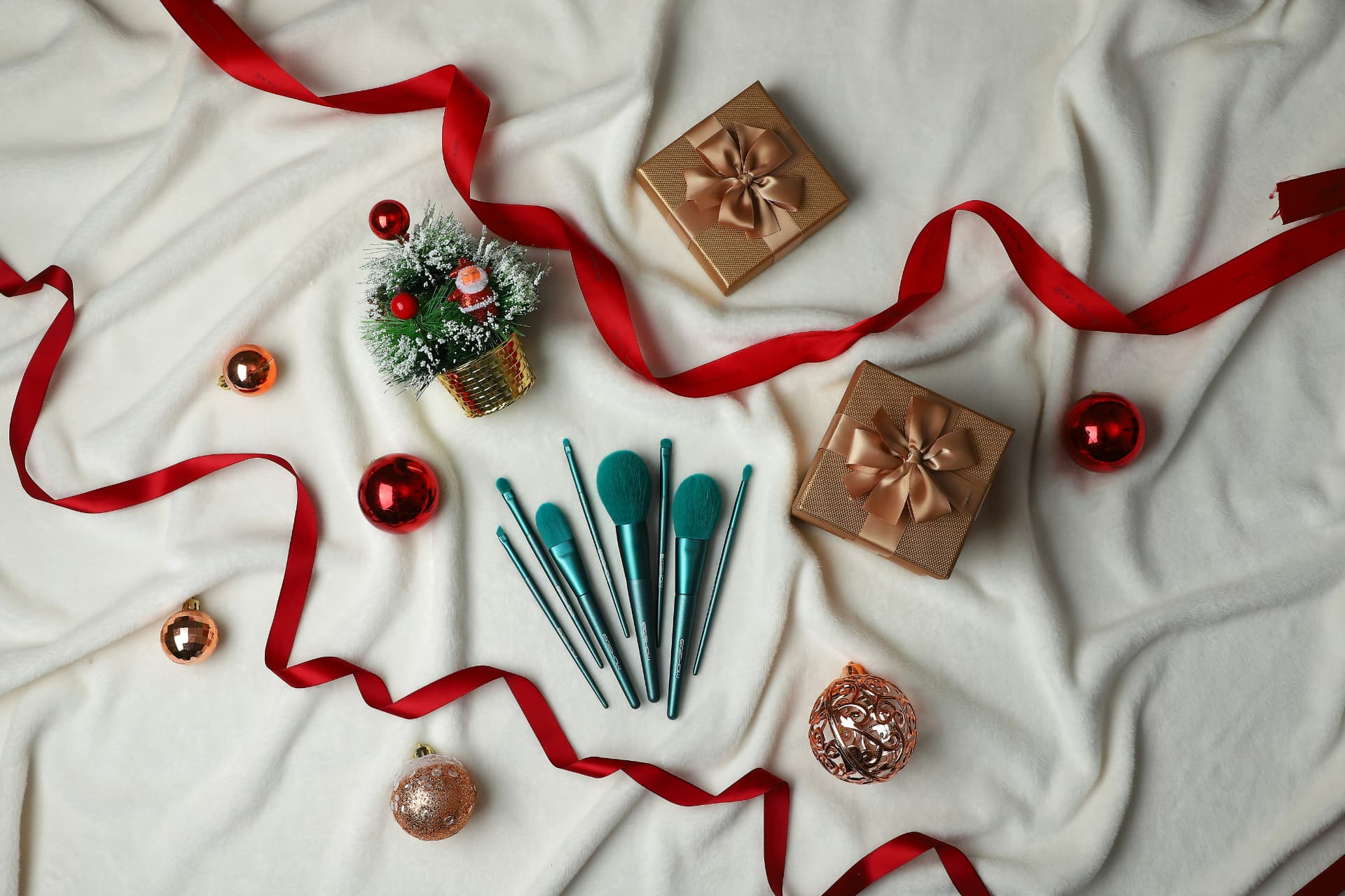 Contorno occhi: le migliori idee regalo di Natale 2026