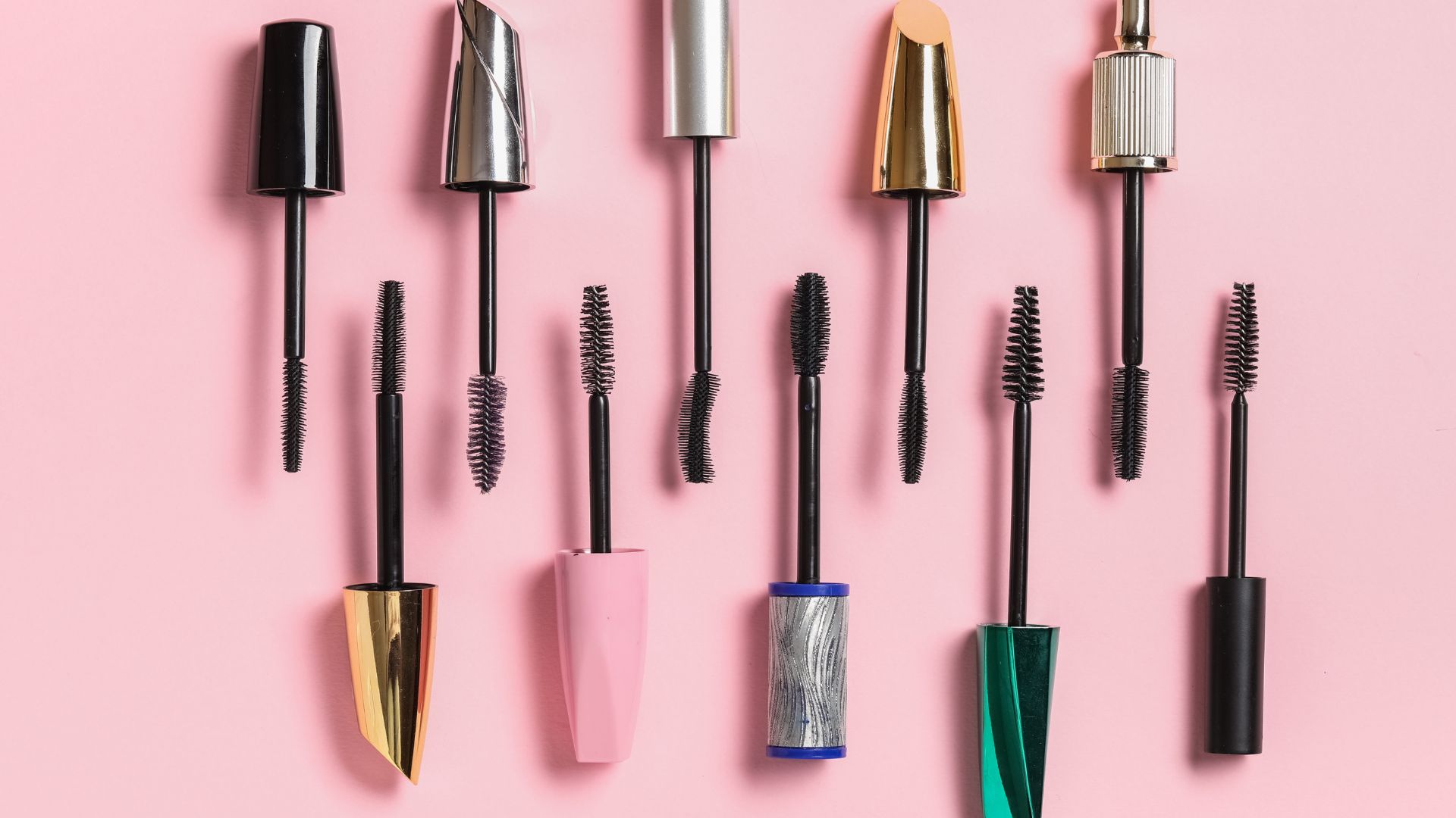 Diversi tipi di scovolino mascara a confronto