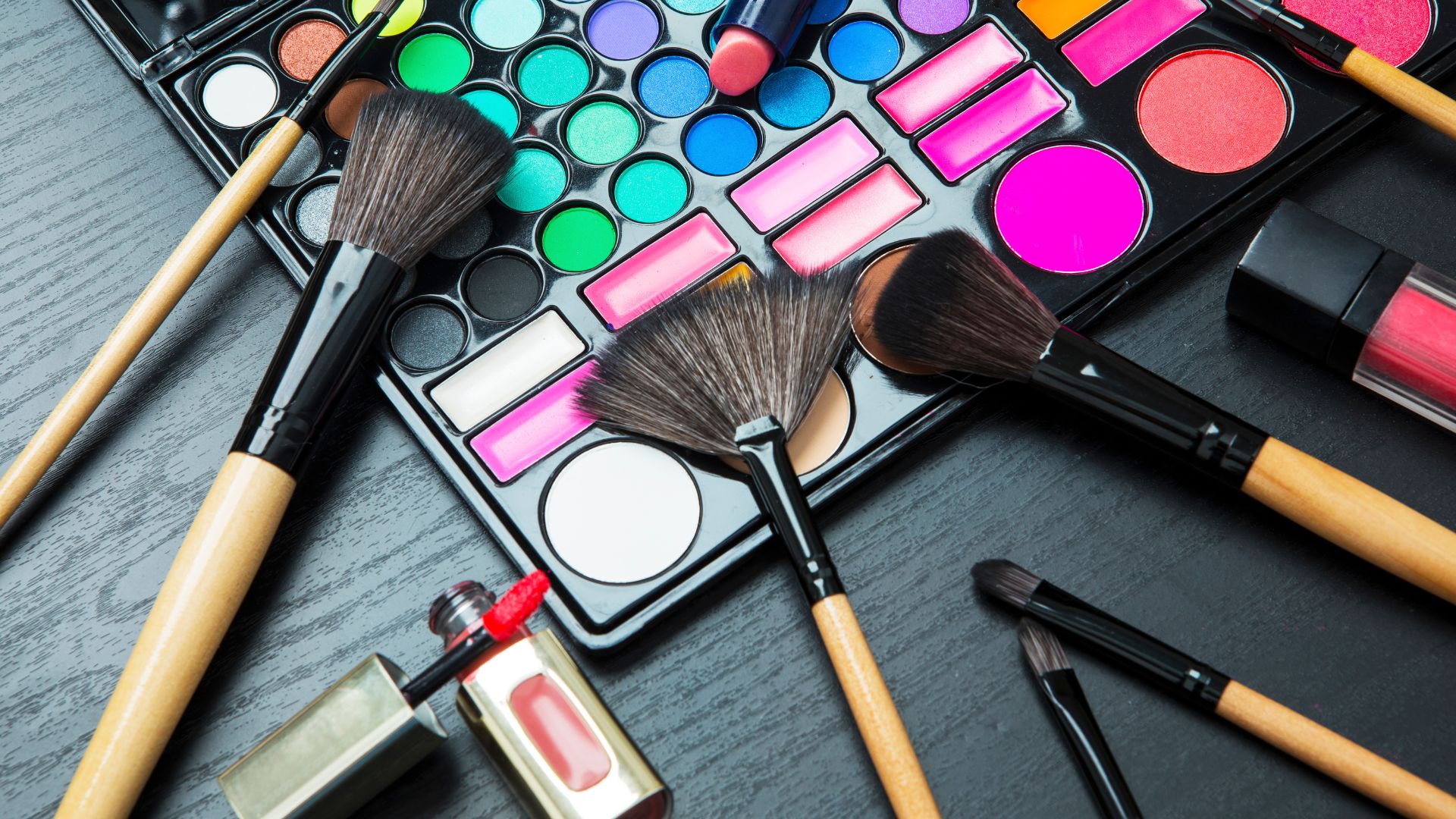 MAC Cosmetics migliori prodotti: la guida definitiva per il tuo make-up