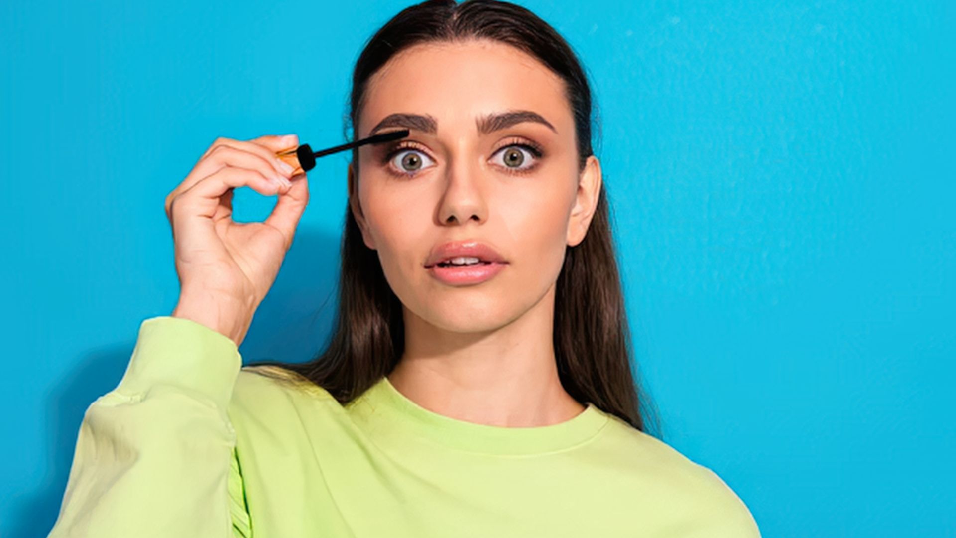Mascara nero: come scegliere lo scovolino giusto