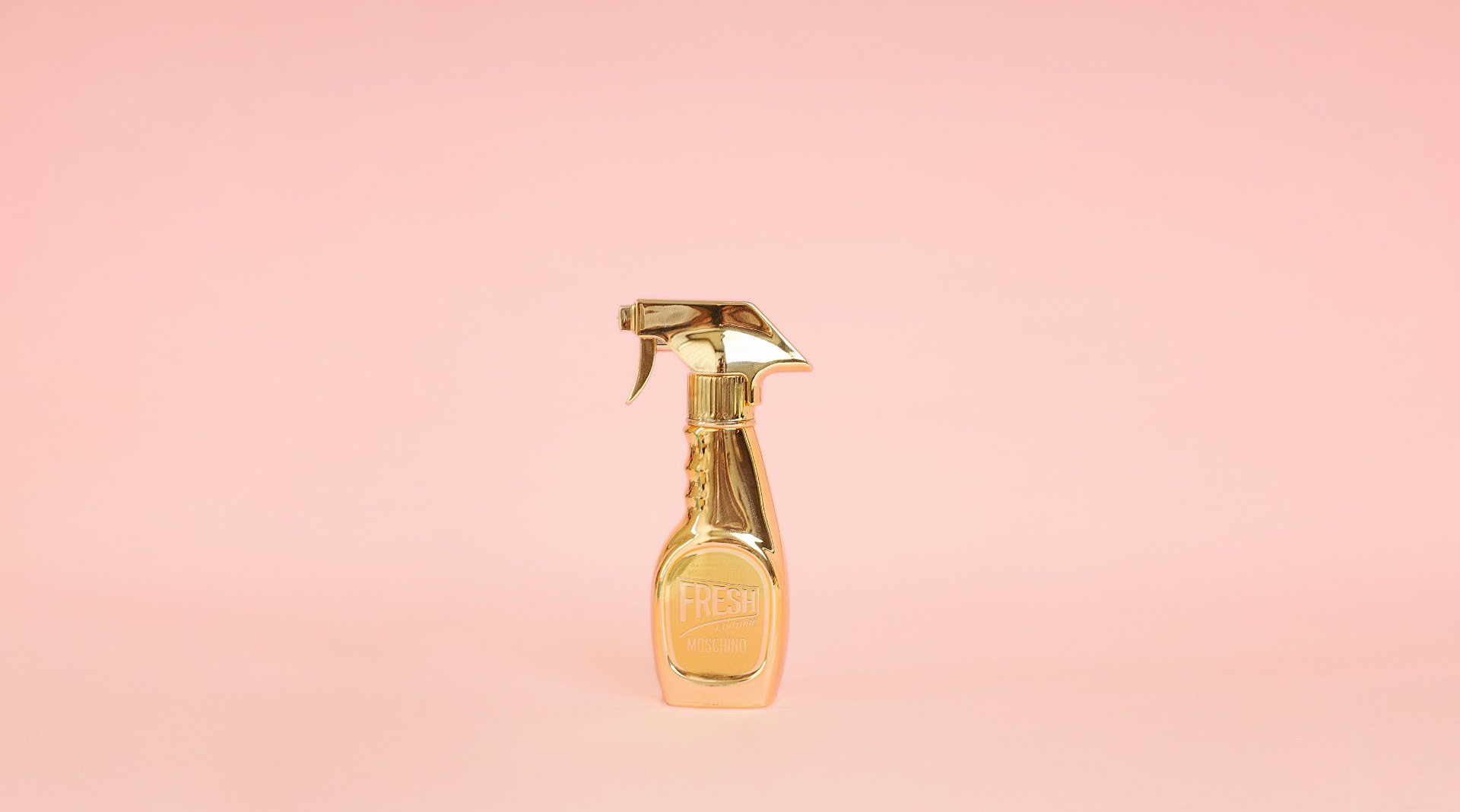 Moschino Fresh Couture: il profumo nel flacone detersivo