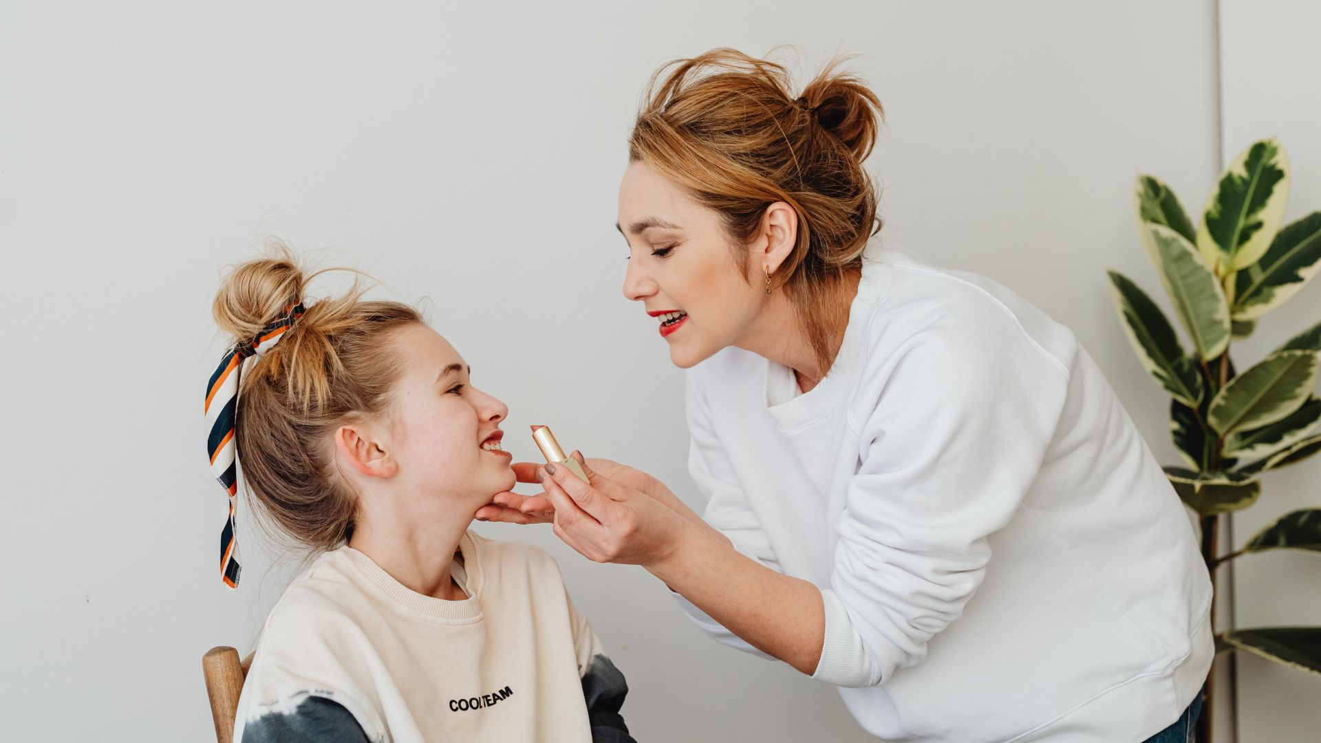 Profumo per la Festa della Mamma: idee regalo