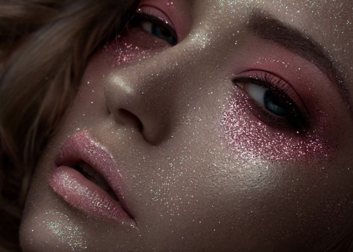 Colori brillanti e i glitter di Stila Cosmetics