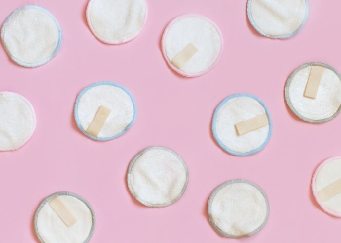 Come detergere il viso e rimuovere il make up