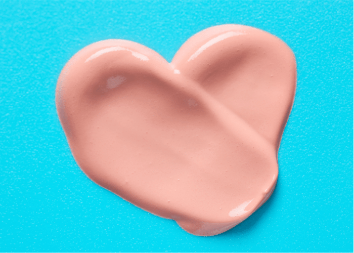 BB, CC Cream o DD? Idratazione naturale e comfort della crema colorata viso.