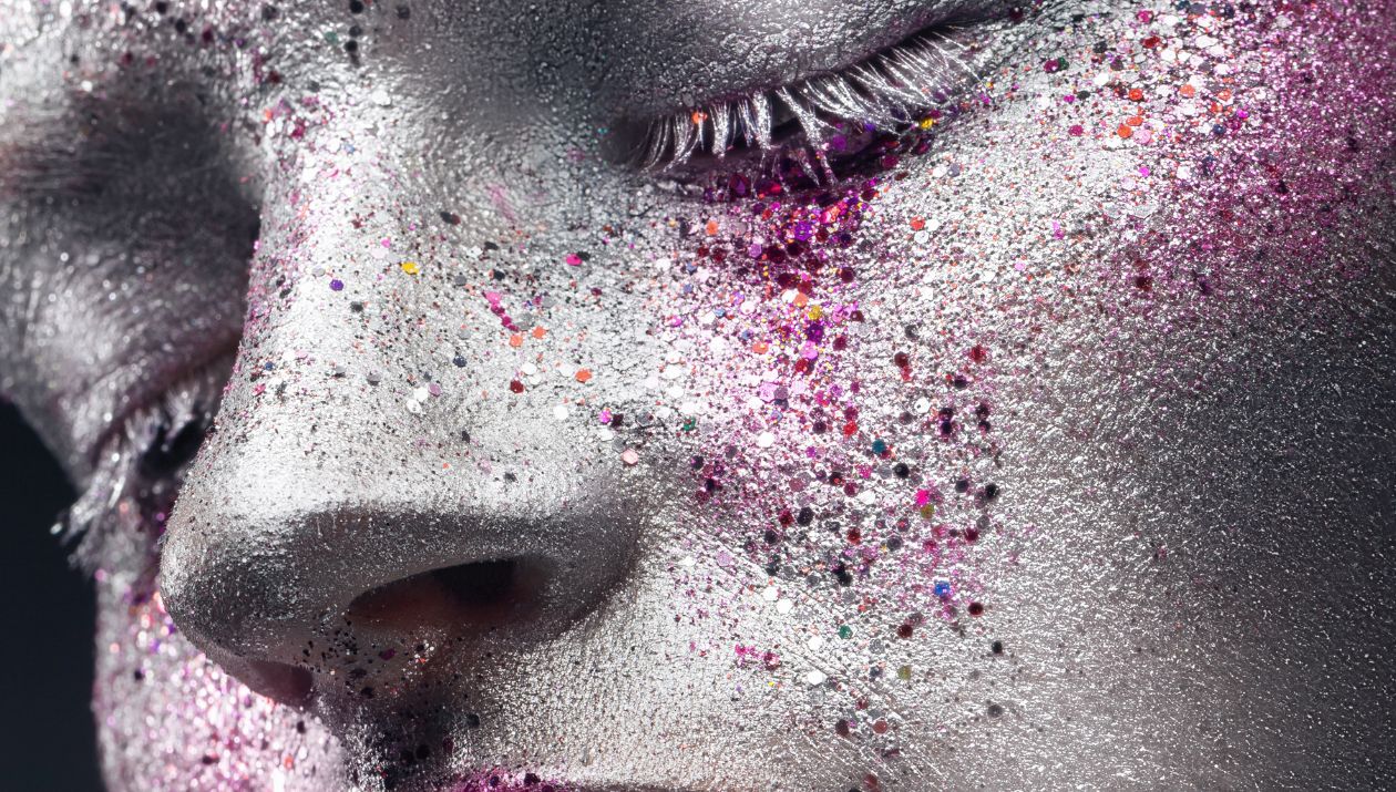 Trucco argento e rosa