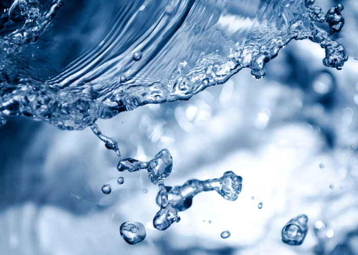 Il potere dell'acqua a portata di skin care con i trattamenti idratanti Vichy