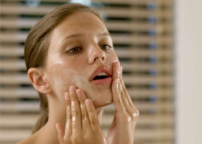 Scrub viso migliore. Tips & consigli
