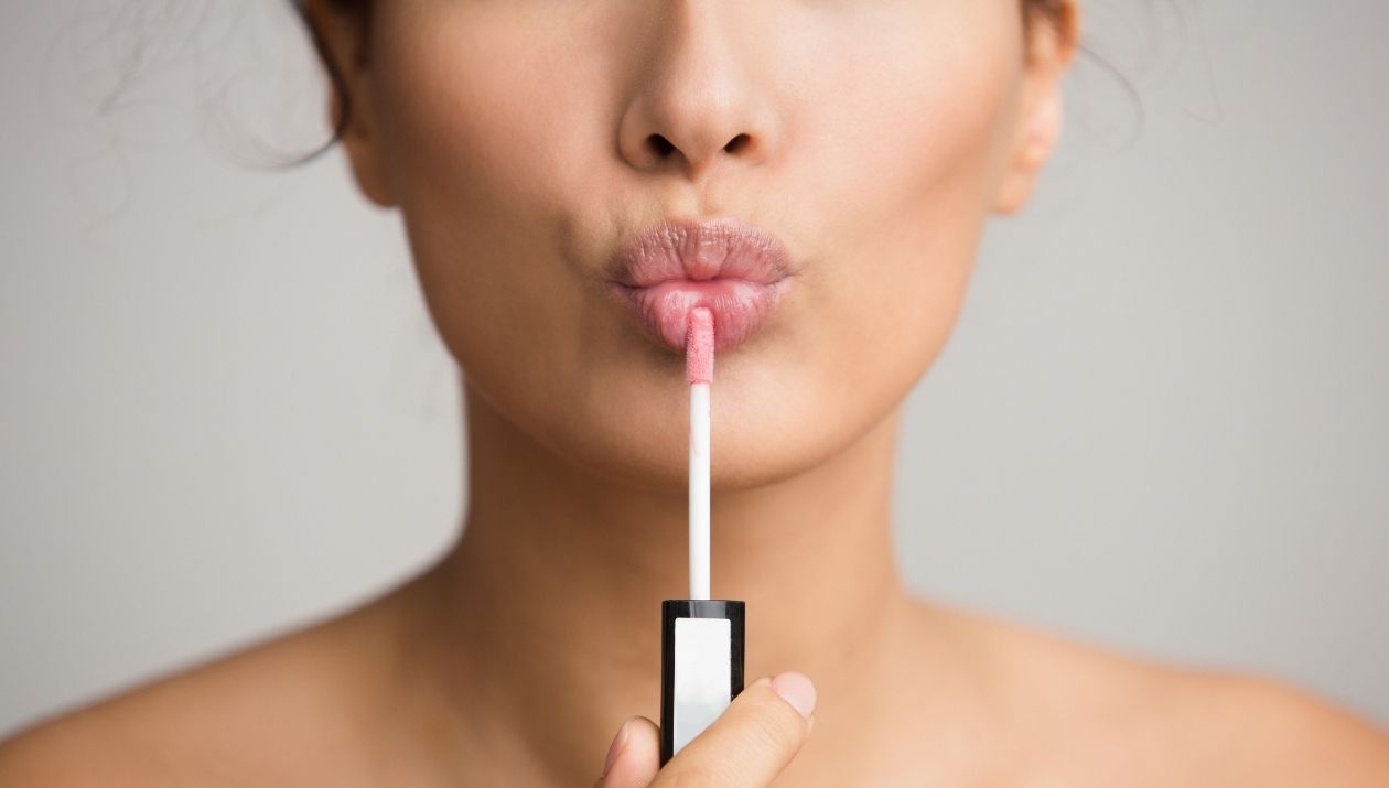 Rossetto gloss lunga tenuta per la primavera/estate