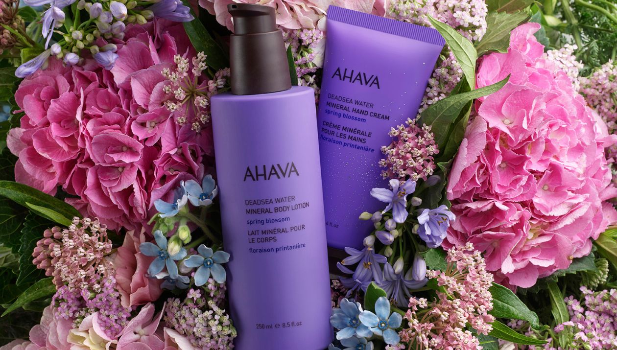 Skincare routine primaverile con i prodotti corpo AHAVA