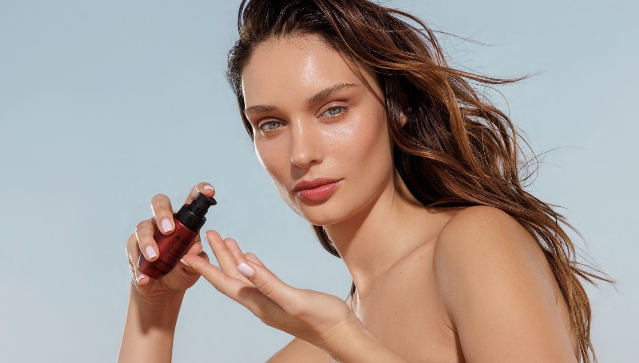 La collezione botox-like di AHAVA si completa con i nuovi Siero Viso e Crema Contorno Occhi