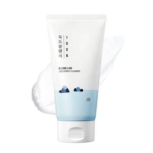 Round Lab Trattamenti Viso 1025 Dokdo Cleanser Schiuma detergente viso per una pulizia profonda