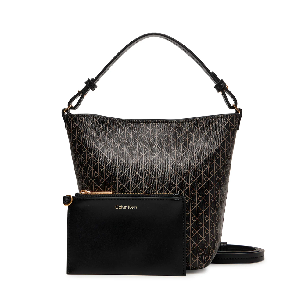 Calvin Klein Jeans Borse da donna, articoli da toeletta e valigie Borsa a secchiello con logo iconico su tutta la superficie.