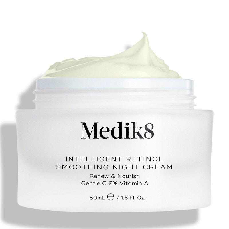 Medik8 Trattamenti Viso Intelligent Retinol Smoothing Night Cream Crema idratante e rassodante