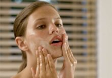 Scrub viso migliore. Tips & consigli